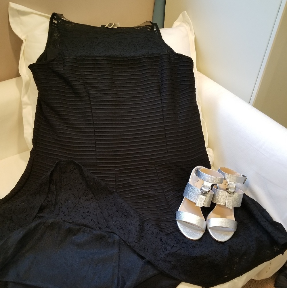 Julián Taylor Black Dress